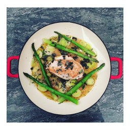 SAGE CHICKEN WITH LEEKS & ASPARAGUS