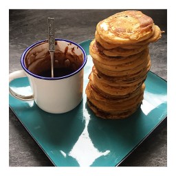 PEANUT BUTTER PANCAKES WITH CHOCOLATE AMARETTO SAUCE