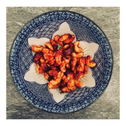 SRIRACHA CASHEWS