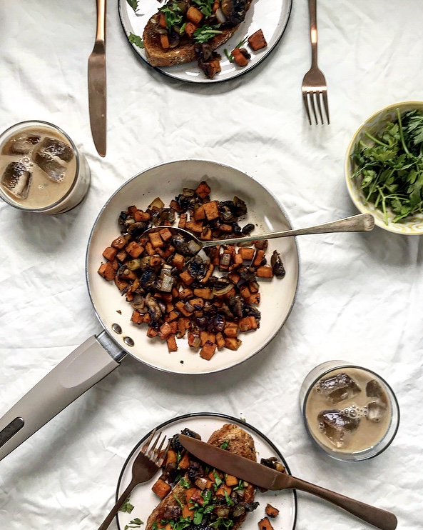 CABFCB9E-5581-44EE-92FB-2DF2AB808500