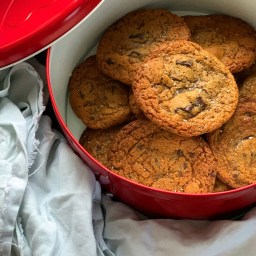 “BUFFY COOKIES” / CHOCOLATE CHIP & OLIVE OIL COOKIES