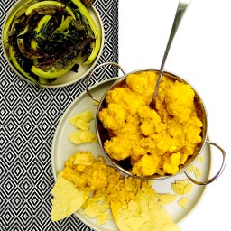 BUTTER & ALMOND CAULIFLOWER CURRY