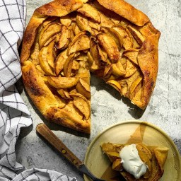 APPLE FRANGIPANE GALETTE