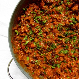 CHORIZO & BLACK BEAN CHILLI WITH SKILLET CORNBREAD