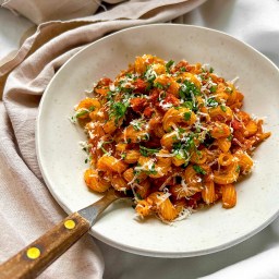 SUNDRIED TOMATO & ANCHOVY PASTA